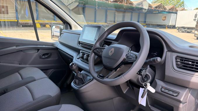 Renault Trafic Swb Diesel SL30 Blue dCi 130 Advance [Safety] Van - Image 16